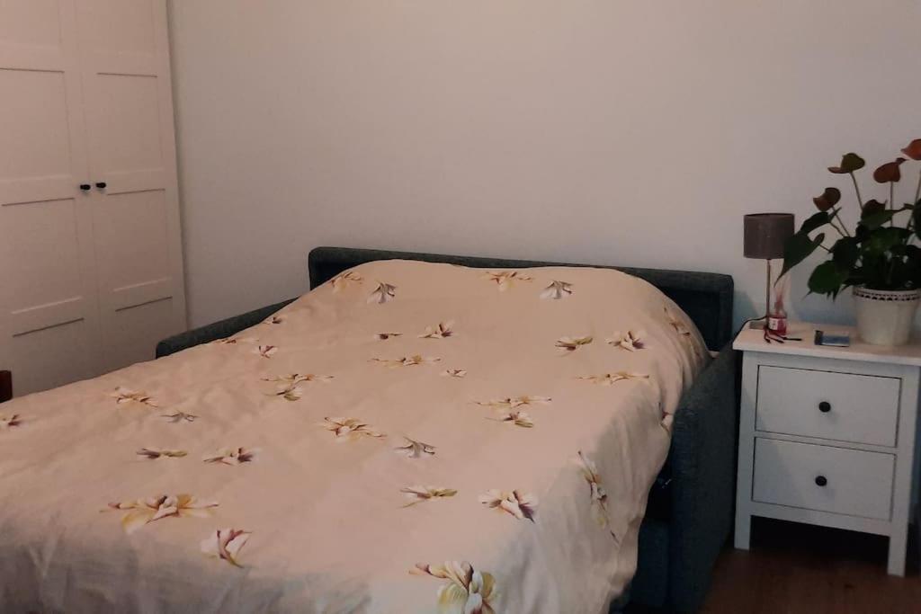 Appartement - Paris 20 Екстериор снимка